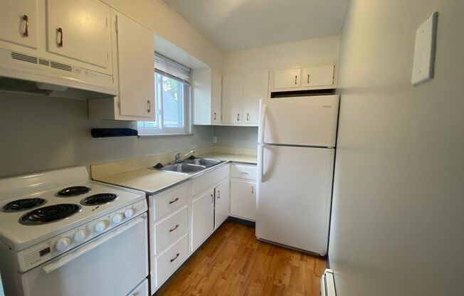 1450 Riverside