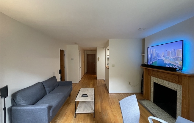 103 Gainsborough St, Boston MA 104