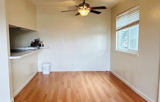 MOVE IN SPECIAL!!! HALF OFF FIRST MONTH'S RENT! Sharp Chico Condo!