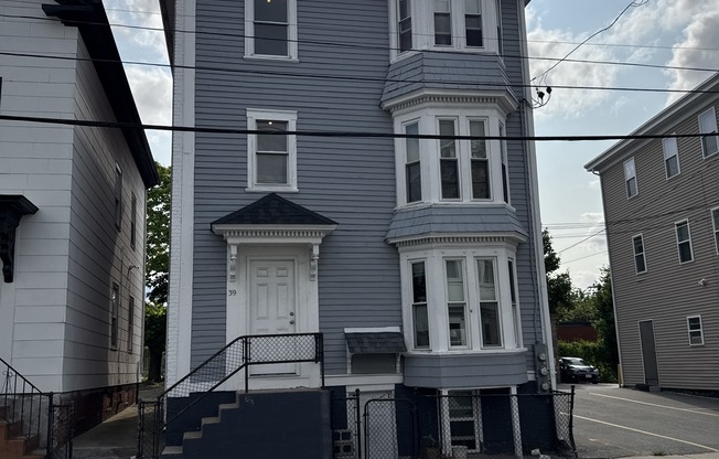 39 Vinton St