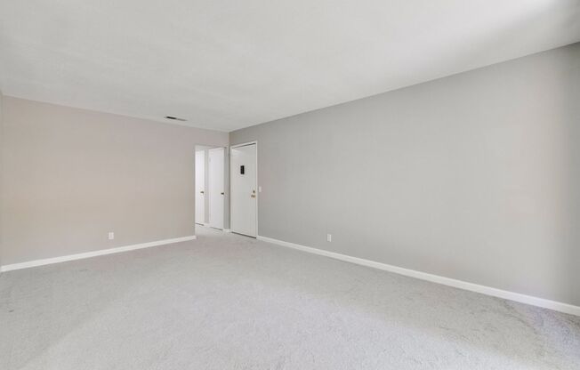 2466 W. Bayshore