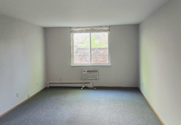 N86 W16351 Appleton Ave.