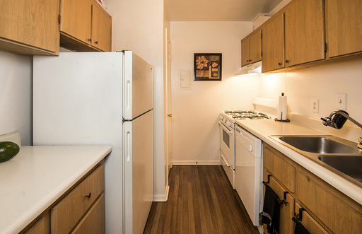 1 bed, 1 bath, 715 sqft, $1,200, Unit 2282-07