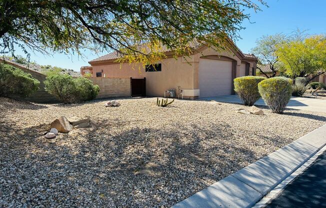 Exquisite 3-Bedroom Oasis: Luxury Living in Black Mountain Estates at Laughlin Ranch