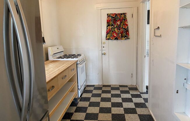 Hartz Property Management Presents: 63 Echo Ave, Oakland, CA