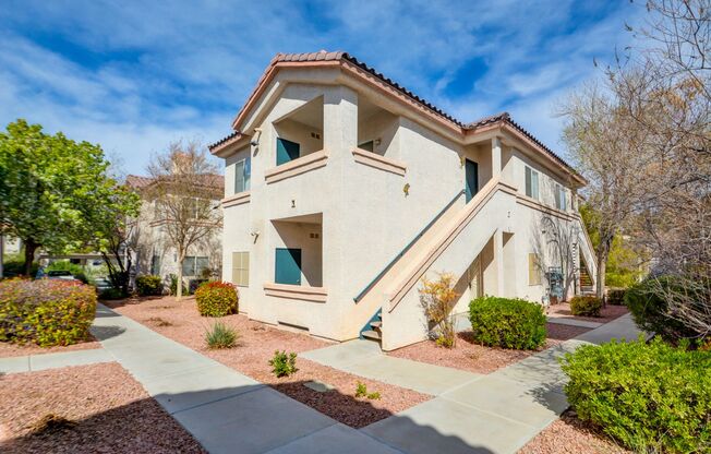UPGRADED 2 BEDROOM CONDO!