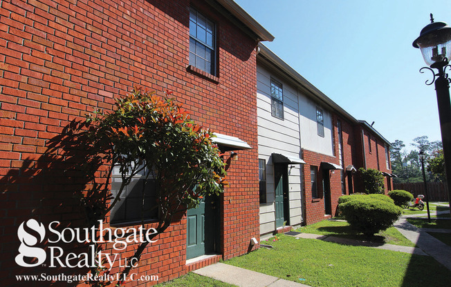 2 beds, 1.5 baths, 787 sqft, $875, Unit 099