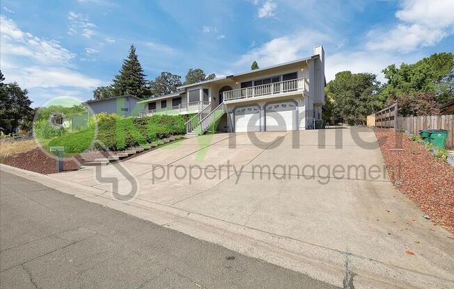 3556 MESA VERDES DR