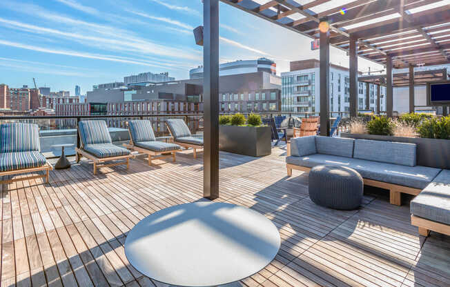 Rooftop Deck and Lounge