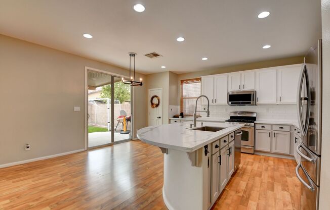 Beautiful 2-Story Home with Casita-Style Space