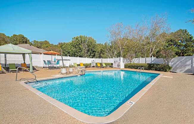 Arbors at Natchez Trace Pool