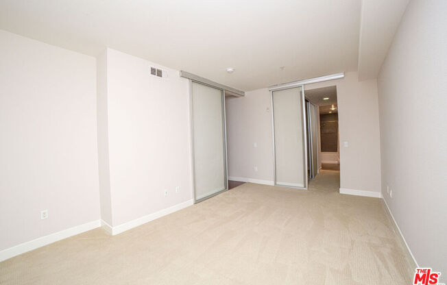 1 bed, 1 bath, 830 sqft, $2,650, Unit 401