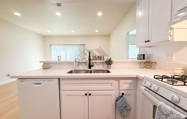 2 beds, 2 baths, 1,000 sqft, $2,495, Unit 217