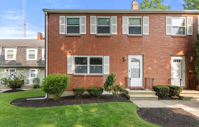33 SACO ST