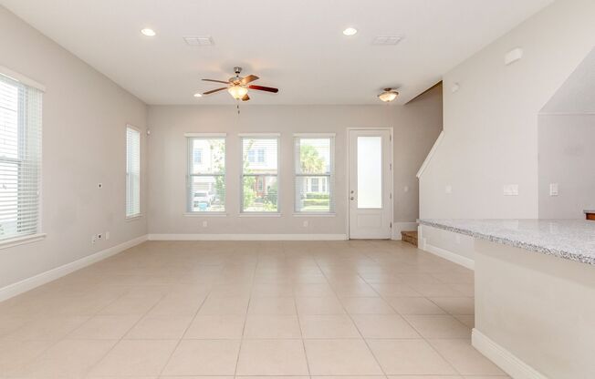 Beautiful 3 Bed/2.5 Bath Townhome for Rent in Laureate Park!