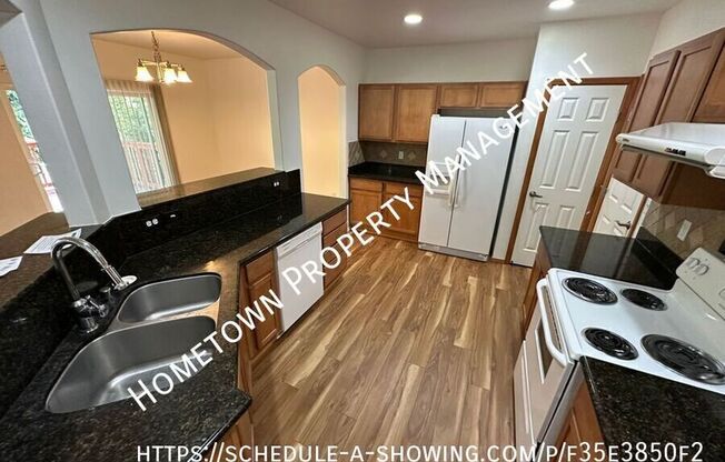 3714 COOPER CREST DR NW