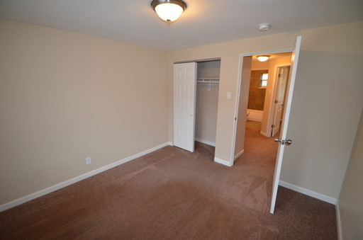 2 beds, 1 bath, 850 sqft, $1,425, Unit 2715