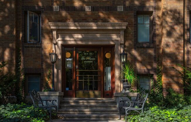 1 bed, 1 bath, 500 sqft, $1,045, Unit 528