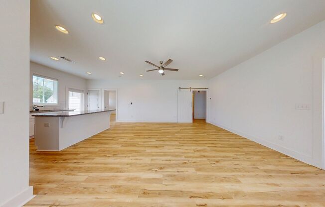 Cute and Fresh 3BR/2BA Cottage in Piper Glen