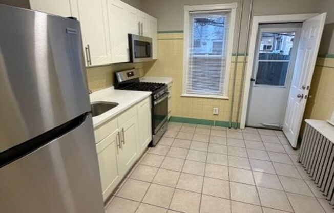 Spacious 3 Bedroom Grays Ferry