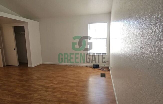 3 beds, 2.5 baths, $2,299