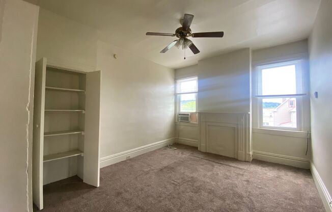 215 Woodkirk