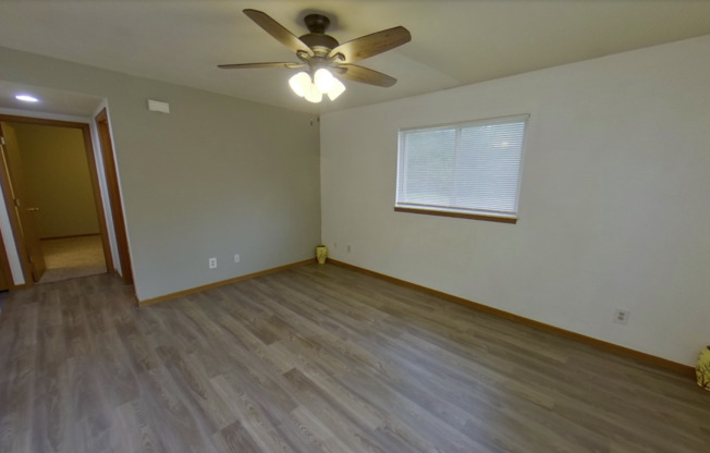 3D Tour Available - Washer & Dryer In Unit + Vanities in Bedrooms! Available August 1st!
