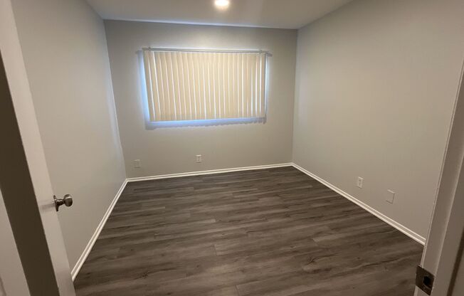 1 bed, 1 bath, 695 sqft, $1,548, Unit 214