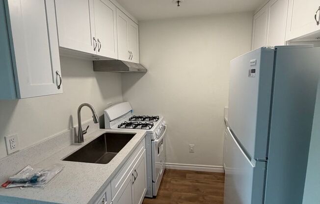 839 N. Summit Ave