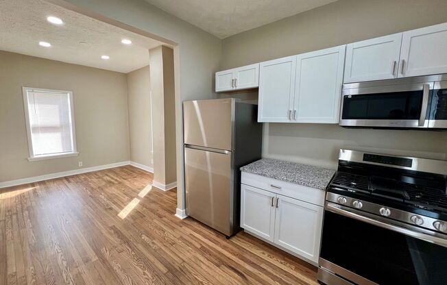 1 bed, 1 bath, $1,200, Unit Unit 4