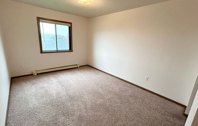 2 beds, 1 bath, 795 sqft, $865, Unit 1430-303