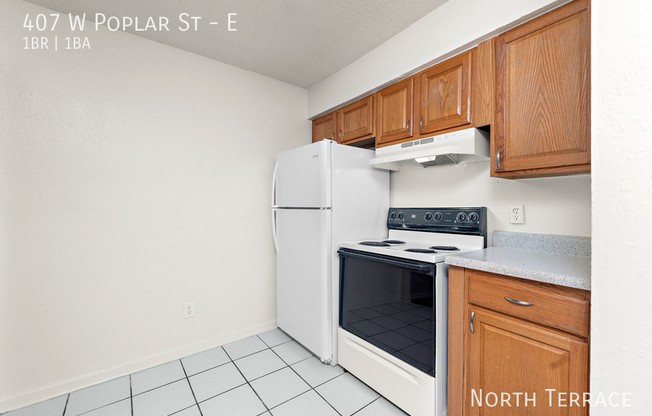 407 W POPLAR ST