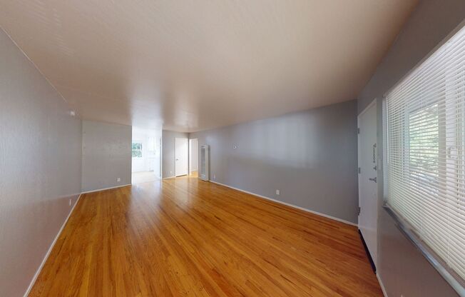2425 - 2429 Humboldt Avenue