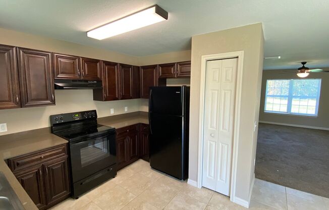 3/2 Single Family Home in Ocklawaha!