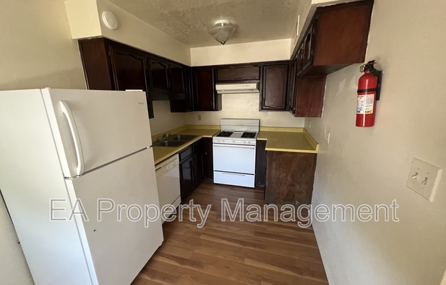 12200 CANDELARIA RD NE