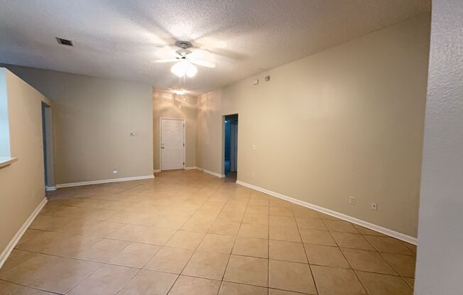 Charming 3 Bedroom, 2 Bath home in Seminole Woods