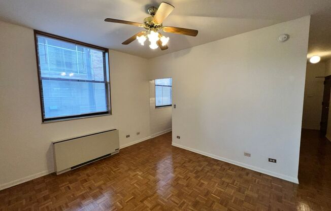 Studio, 1 bath, 375 sqft, $1,385, Unit 620-101