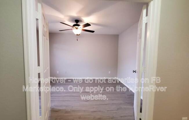 8504 W JOCELYN TER
