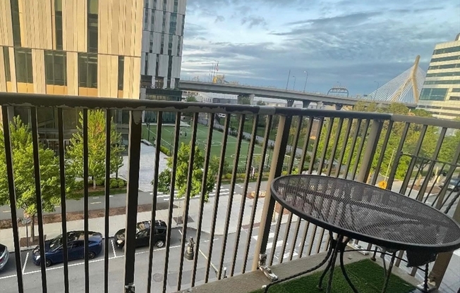 1 bed, 1 bath, 663 sqft, $3,400, Unit 528