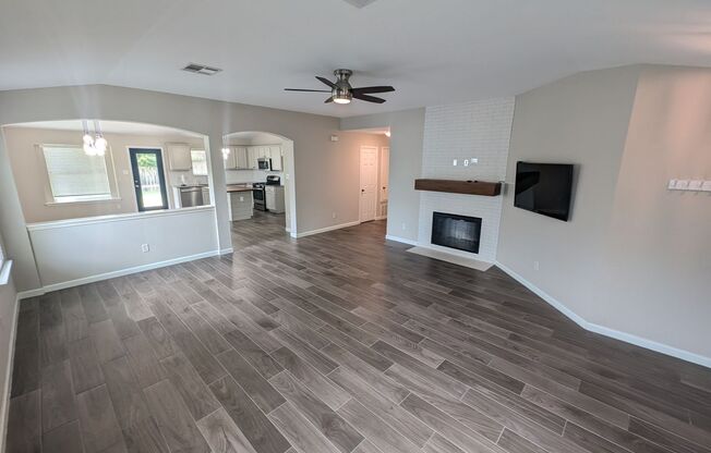 Amazing home ready to move in!
