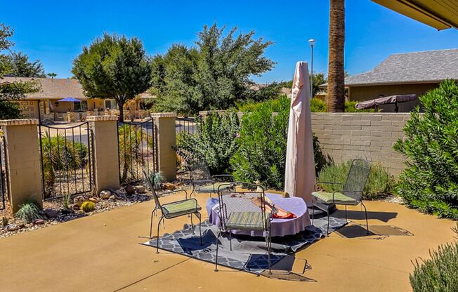 For Rent: Beautiful 55+ Twin Home in Sun City West!