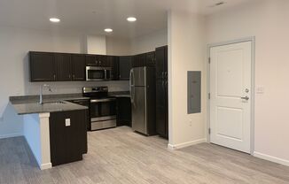 3 beds, 2 baths, 1,344 sqft, $1,665, Unit 226