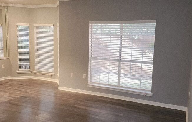 2 beds, 2 baths, 1,002 sqft, $1,695, Unit 704-u