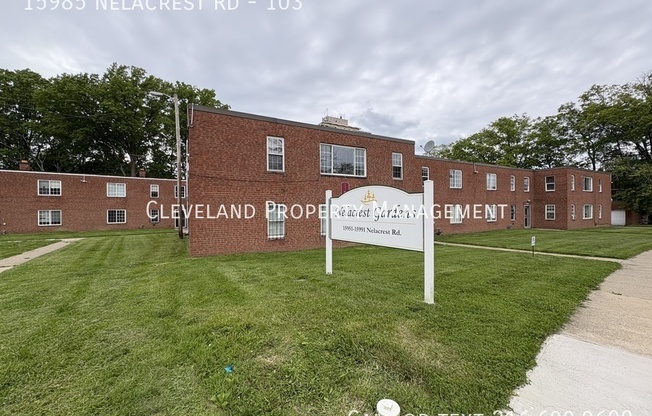 15985 NELACREST RD