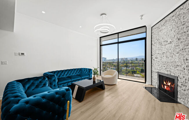 2 beds, 2 baths, 1,088 sqft, $6,200, Unit 1809