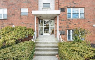 100 SUMMER ST