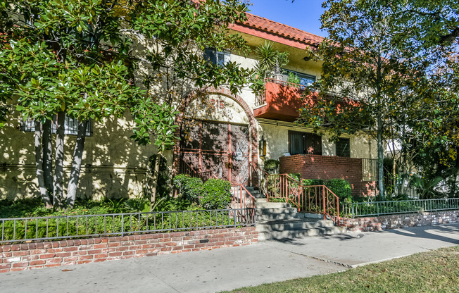 215 South Rampart Boulevard - 8