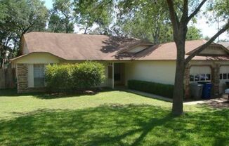 3 bedroom duplex with garage and backyard - available now!