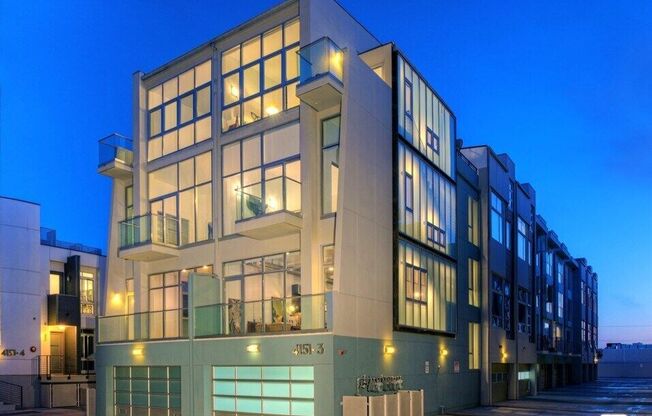 4151 REDWOOD AVE