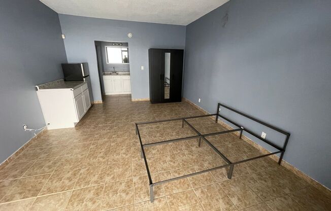 1 Bed/1 Bath, Fully Furnished - 2nd Floor Studio at Sand Lake Courtyards AVAILABLE NOW!